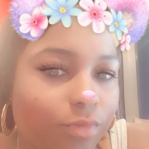 Meet your Posher, Claudine